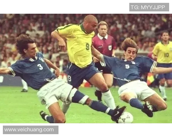 全球跑最快的足球明星盘点与他们的速度传奇 全球跑最快的足球明星盘点与他们的速度传奇