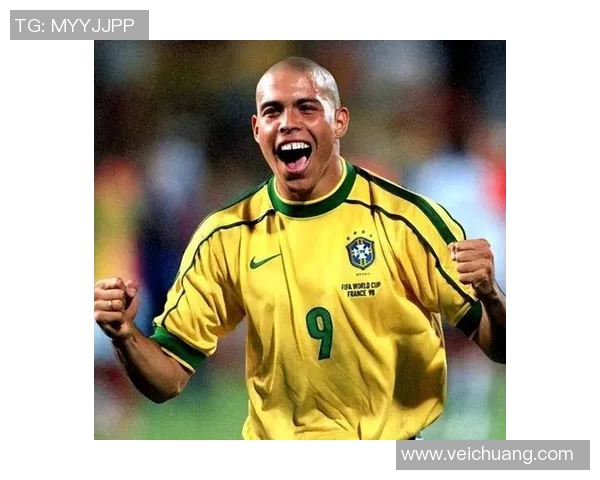 全球足球巨星的成长历程与辉煌成就全解析